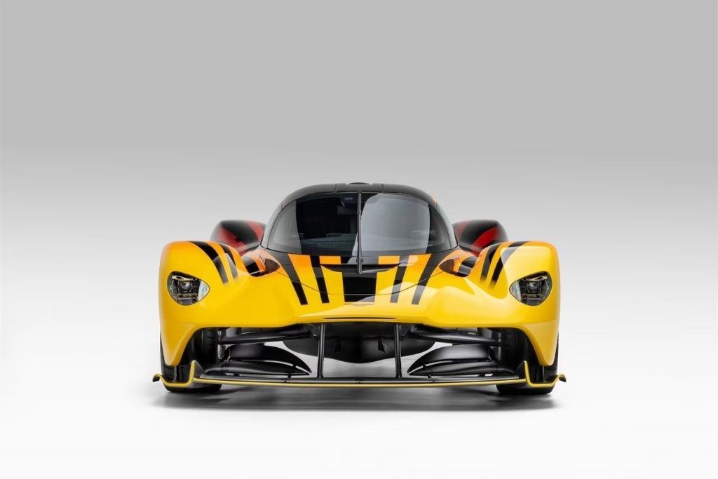 2024 Aston Martin Valkyrie for sale - HYPERLUXE