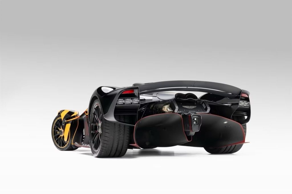 2024 Aston Martin Valkyrie for sale - HYPERLUXE