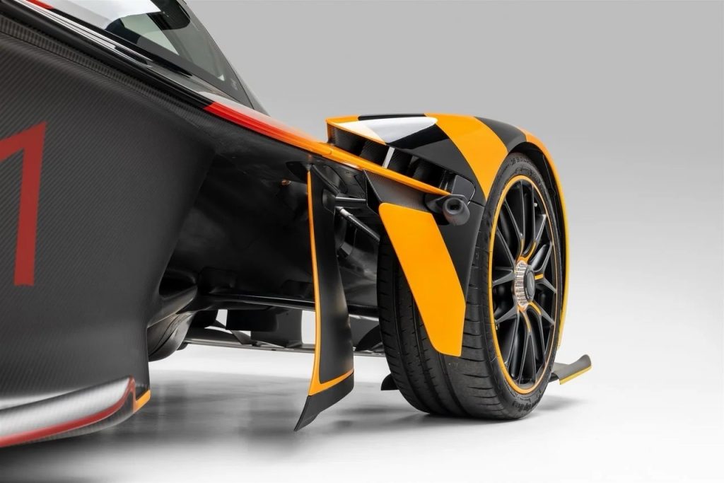 2024 Aston Martin Valkyrie for sale - HYPERLUXE